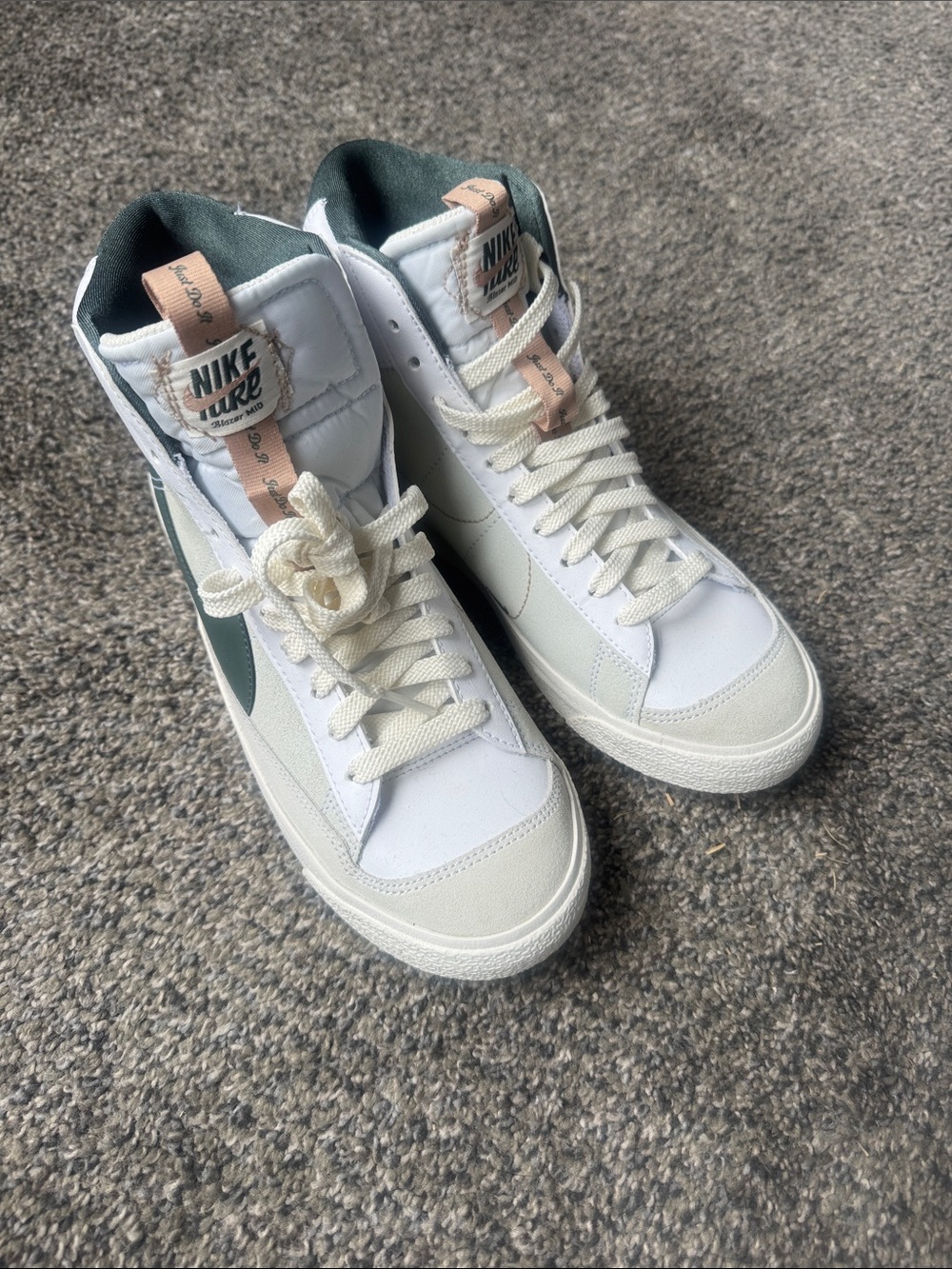 Nike High-Top Sneakers in White, Green and Cream